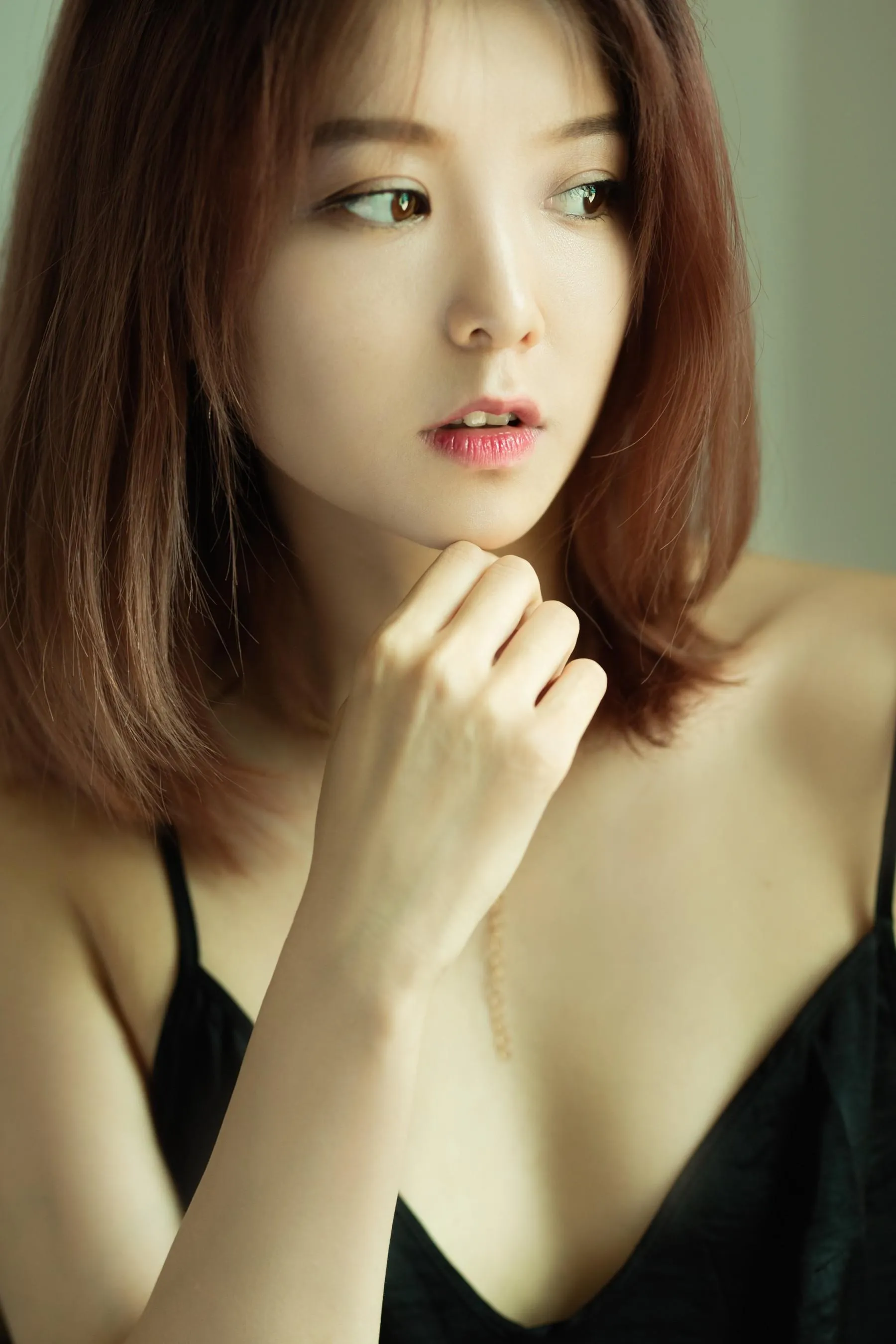[YITUYU艺图语]2022.07.04 空房间 航子就是航子呀 [22P]插图4